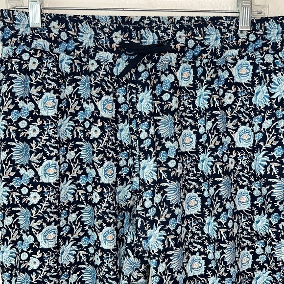 St. Roche Yucca Ankle Crop Tapered Pants In Blue Floral Size M - Picture 4 of 10